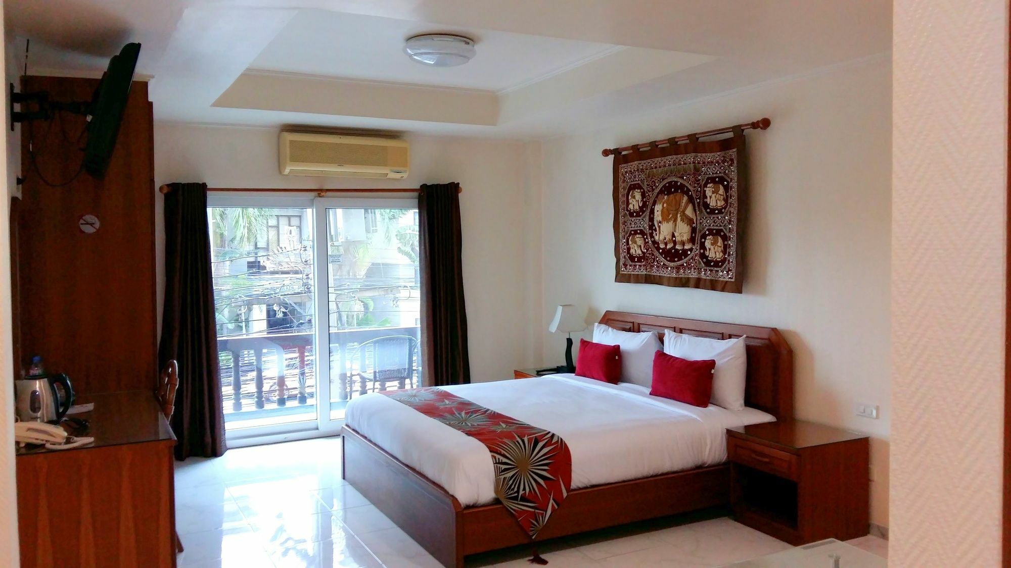 The Chillax Pattaya Otel Dış mekan fotoğraf